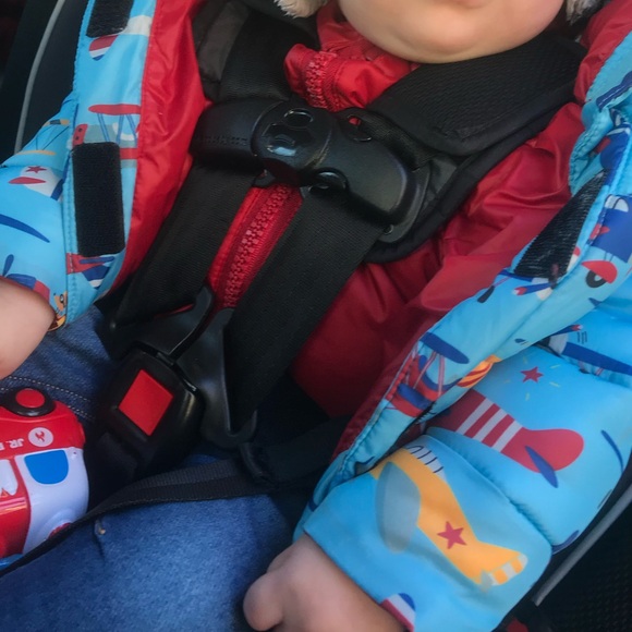 Carseat Safe Coat - Roadcoat by One Kid - Picture 4 of 12